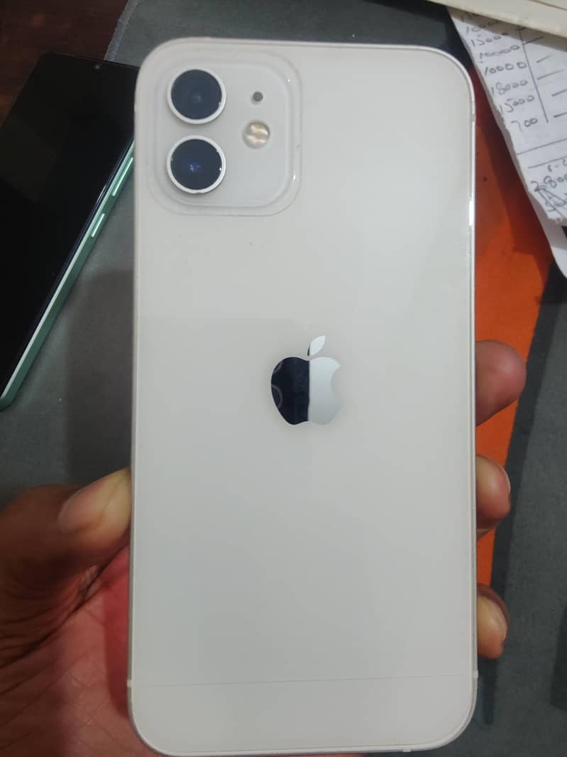 Apple iPhone 12 2