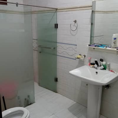 three bed dd first floor west open portion for rent in johar
