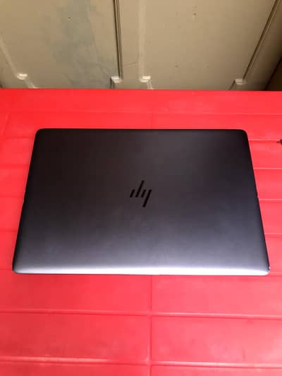 Hp zbook Studio 15 i7 7th with 4gb Graphics card