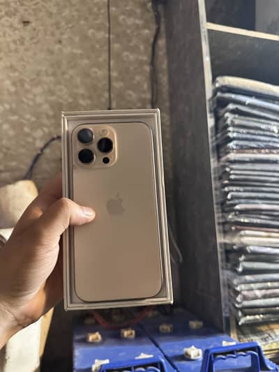 Apple iPhone 16 Pro Max factory unlocked