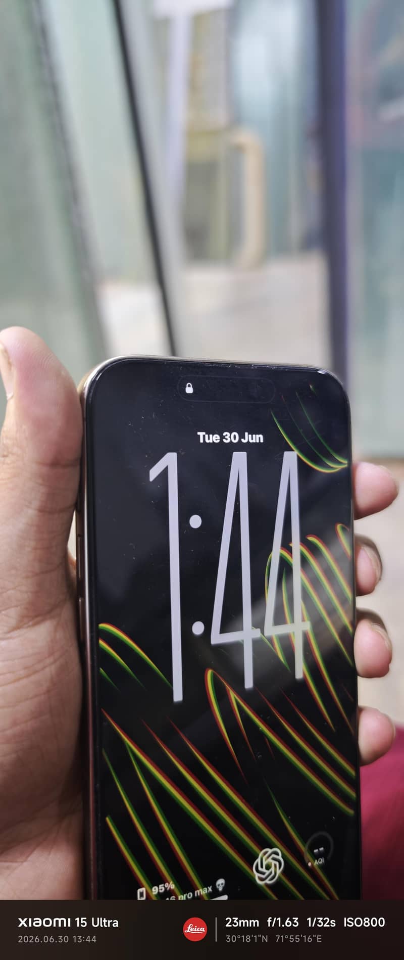 Apple iPhone 16 Pro Max 4