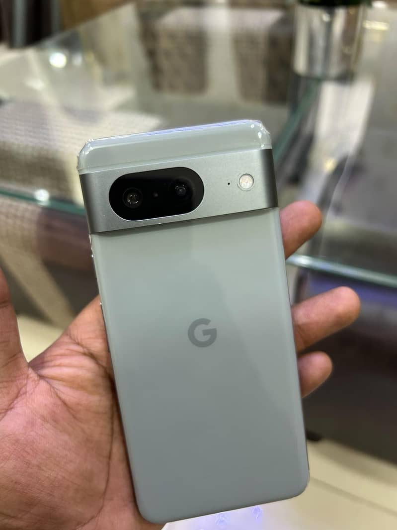 Google Pixel 8 1