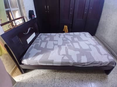 selling bed with matress for urgent sell