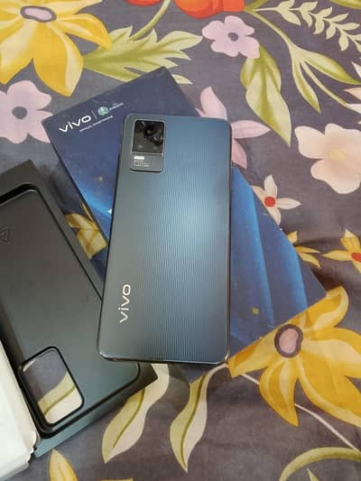 Vivo V21e