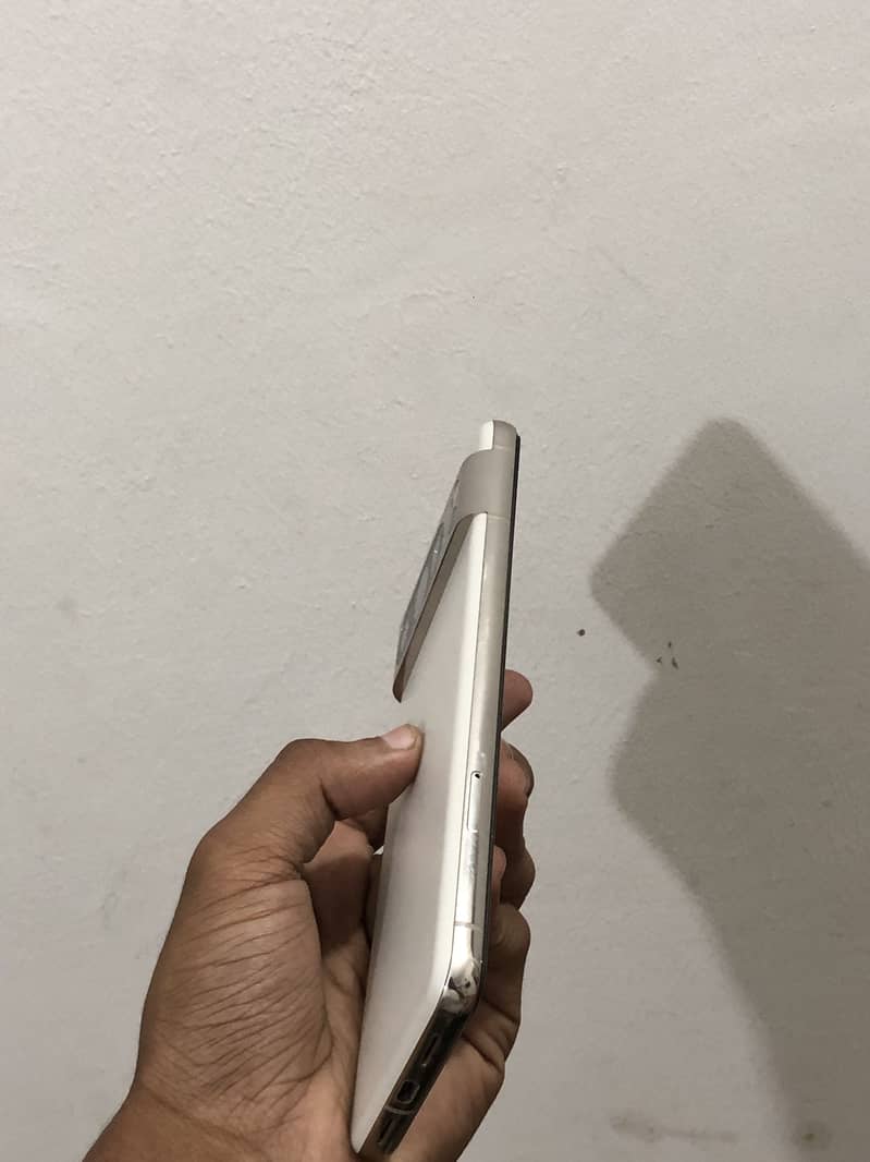 Google Pixel 8 Pro 3