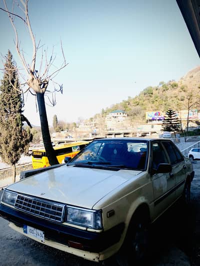 Nissan Sunny 1985