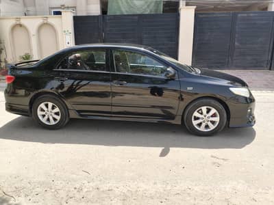 Toyota Corolla Altis 2012