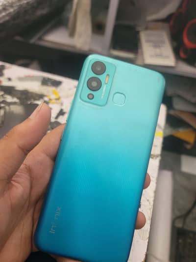 Infinix Hot 12 Play
