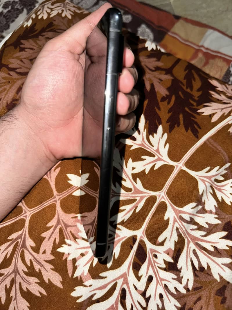 Google Pixel 8 Pro 4