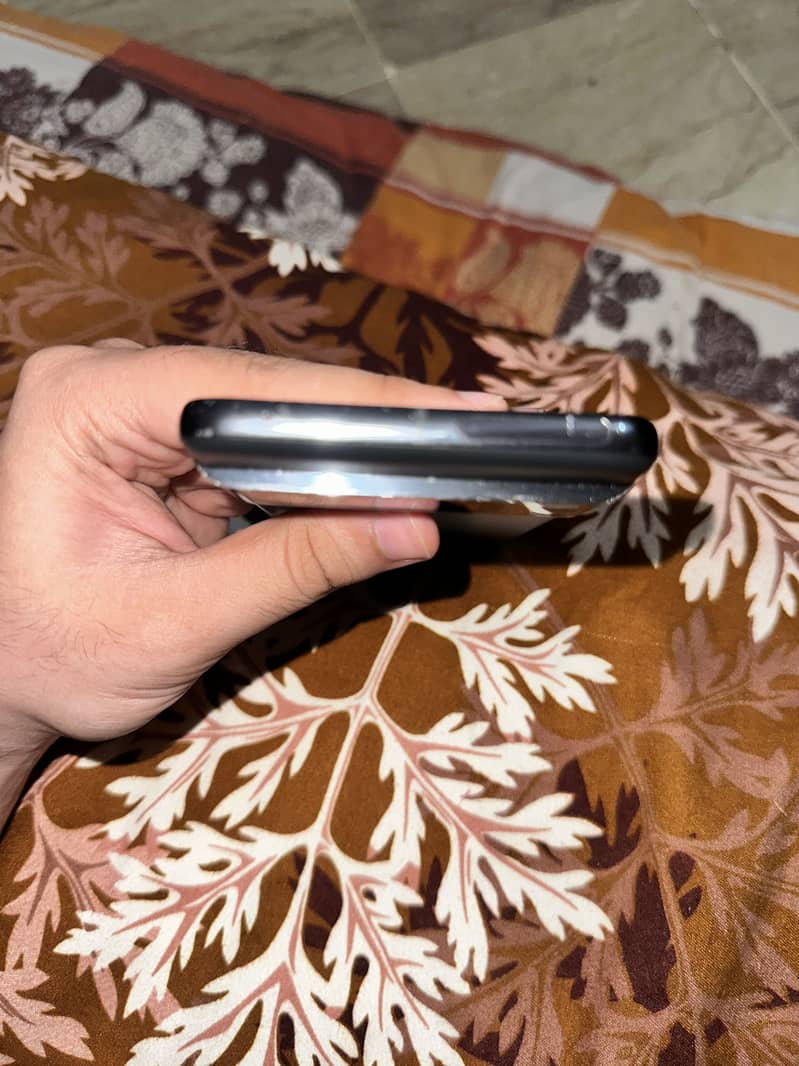 Google Pixel 8 Pro 7