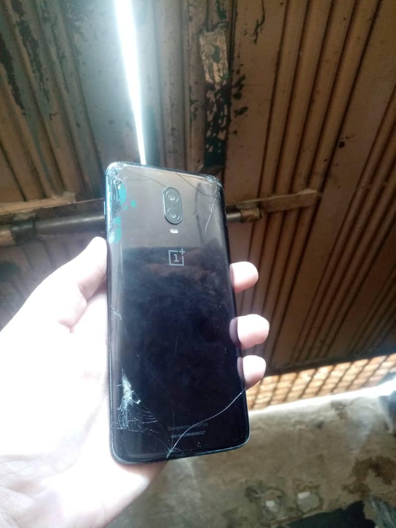 One Plus 6T 1