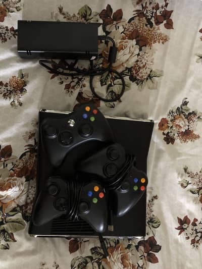 Xbox 360 with 3 controllers