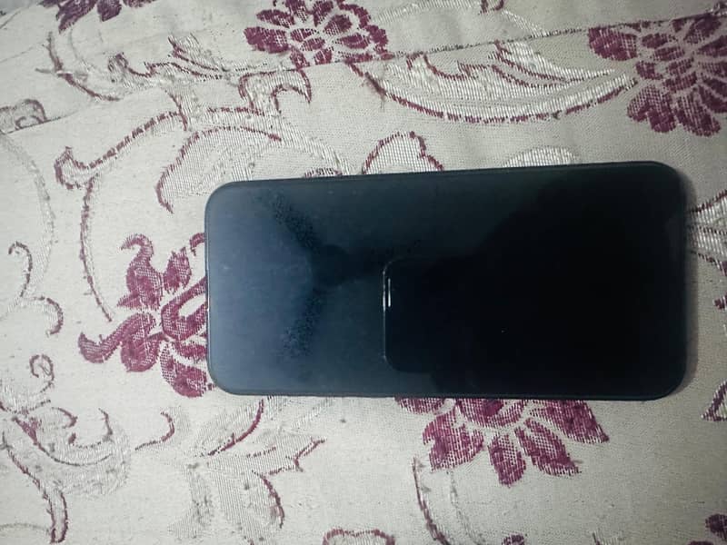 Apple iPhone 15 Pro Max 2