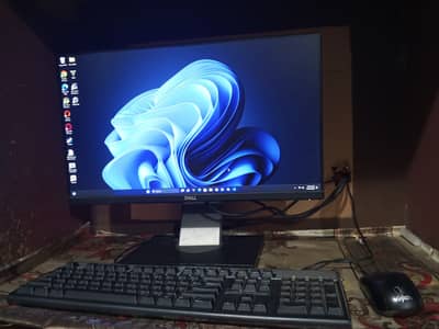 Ryzen 3 2200G Gaming PC with LCD  8GB RAM 128GB NVMe SSD + 500GB Hard