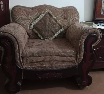 Wooden Sofa Set 7 Seater (3+1+1) – Neat & Comfortable – Good Condition