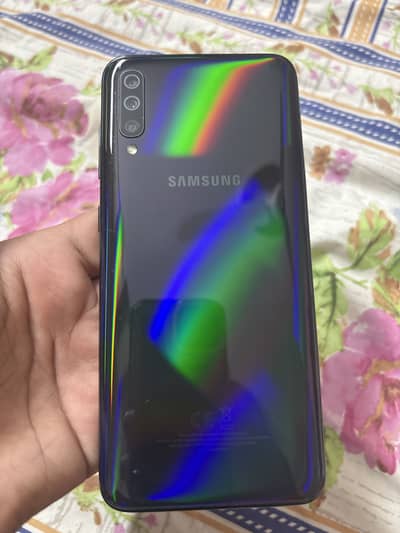Samsung Mobile A70 03134491943 Watsapp