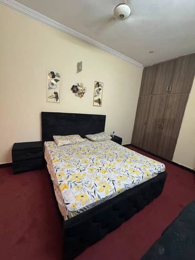 Vip Furnished room available in g10/1 for male