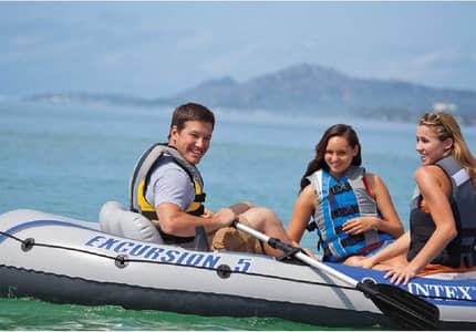 Intex Excursion - 5 Person Inflatable Boat Set