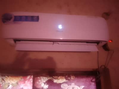 1 sezon used just. 1ton. DC. invter. just box opn. full wrrenty