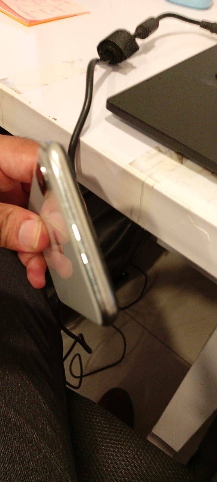 Apple iPhone X 3