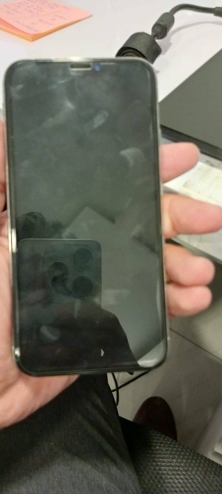 Apple iPhone X 4