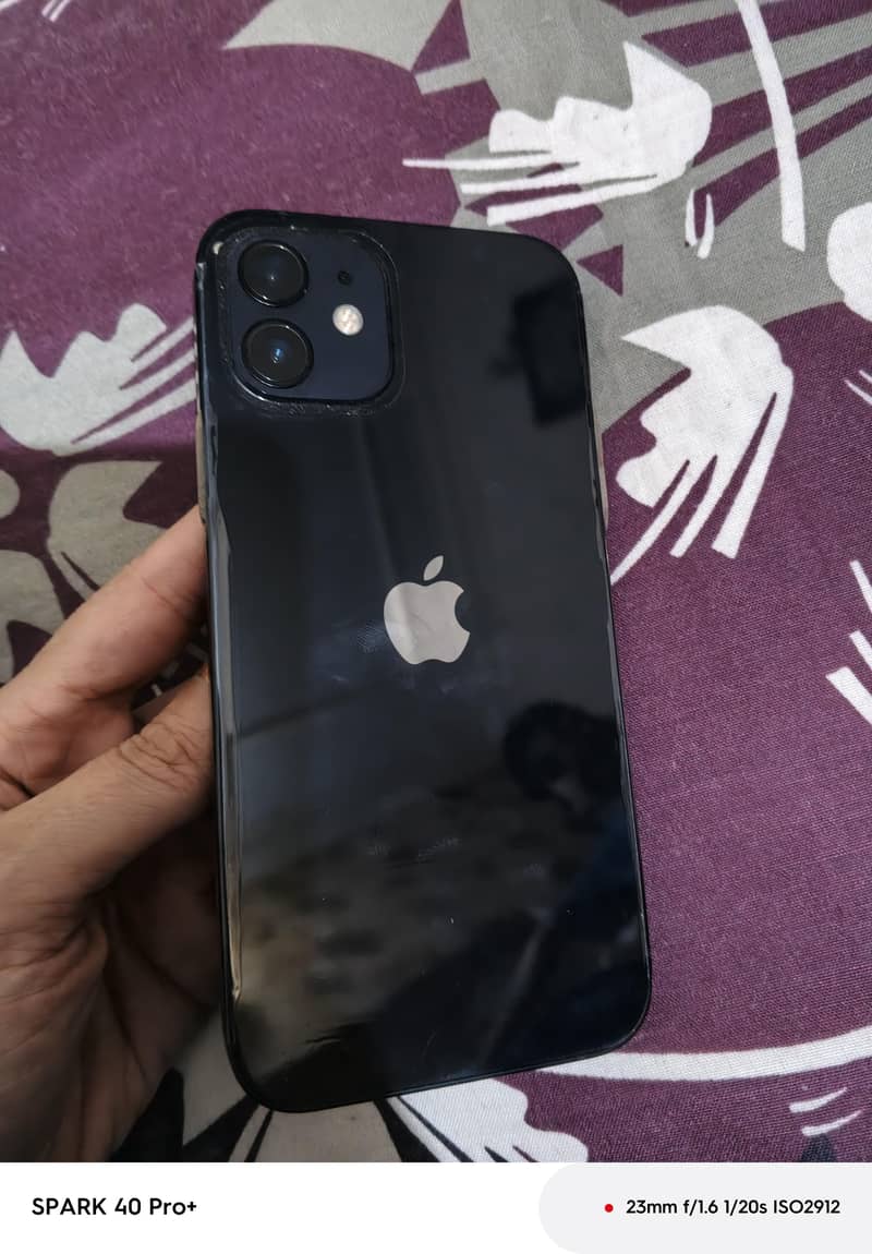 Apple iPhone 12 3