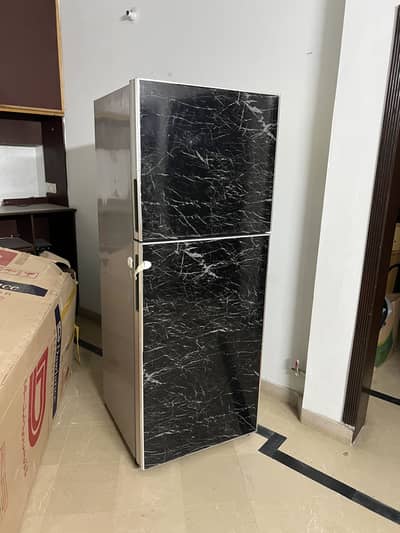 Refrigerator - Haier - 16 CFT
