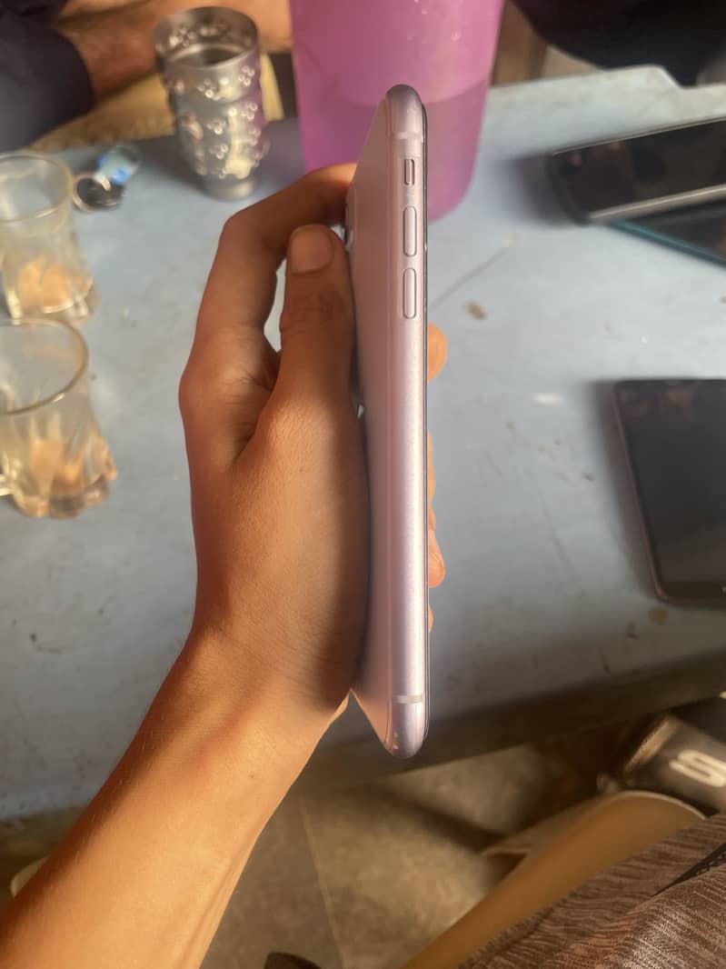 Apple iPhone 11 2