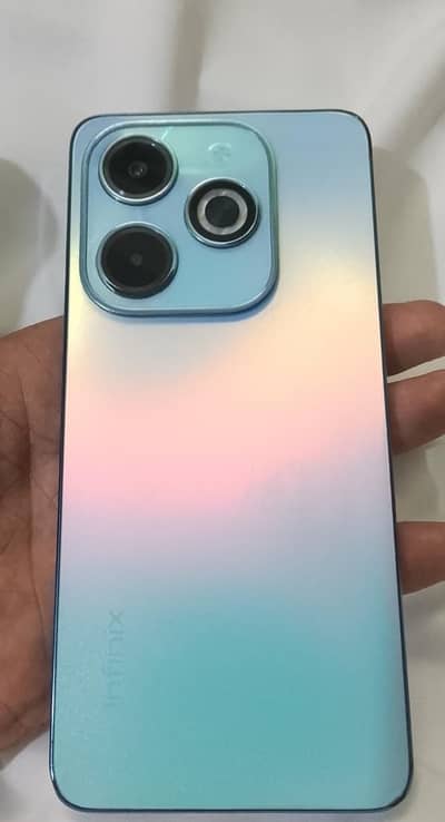 Infinix Hot 40 i 8-256 10/9 condition exchange possible