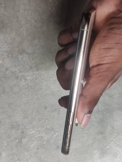 Apple iPhone XS