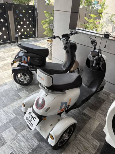 Evee Scooter