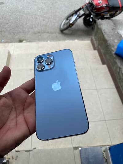 Apple iPhone 13 Pro Max