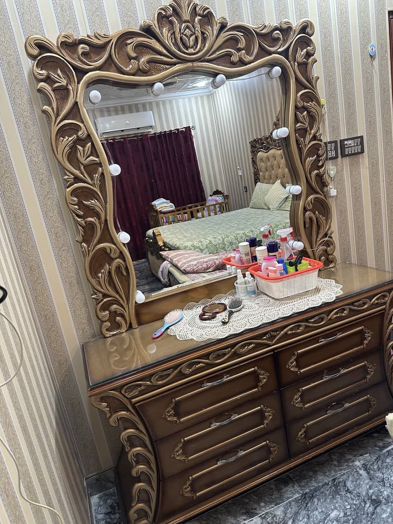 Dressing Table 1