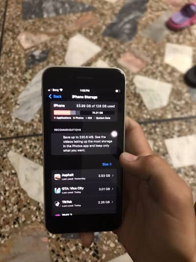 Apple iPhone SE