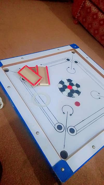carrom board