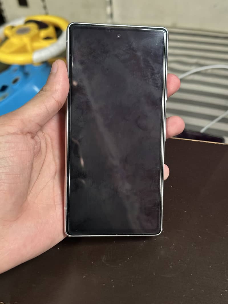 Google Pixel 7a 4