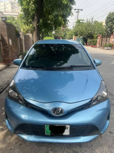 Toyota Vitz 2014