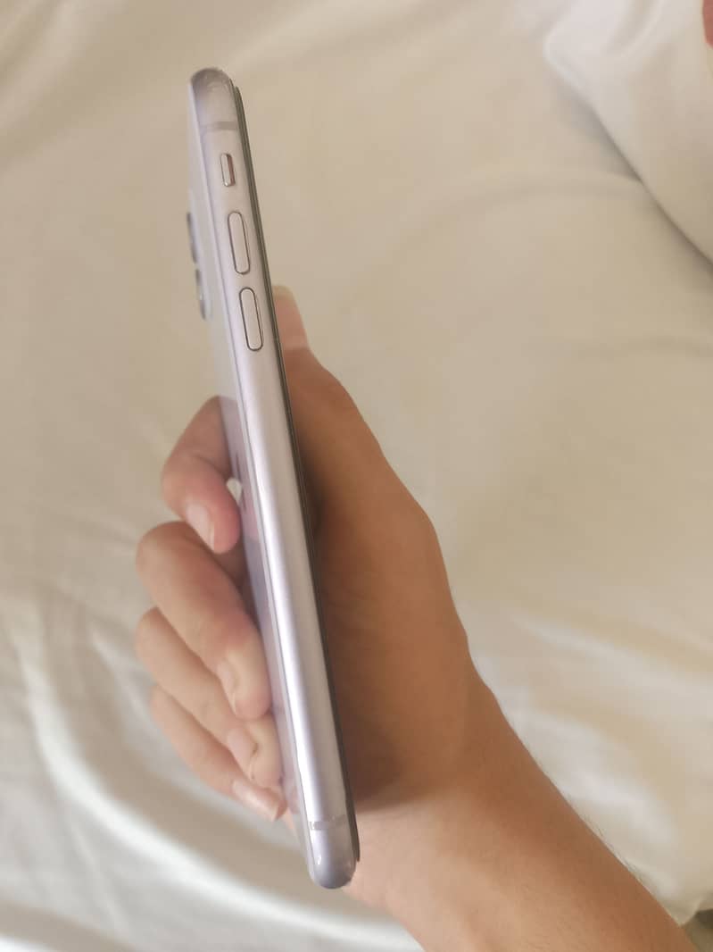 iPhone 11 7