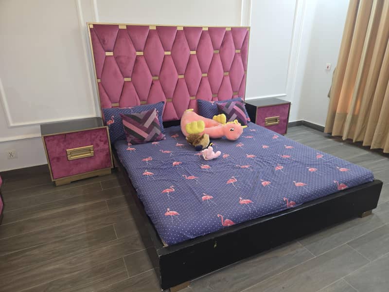bed set with dressing complete 1