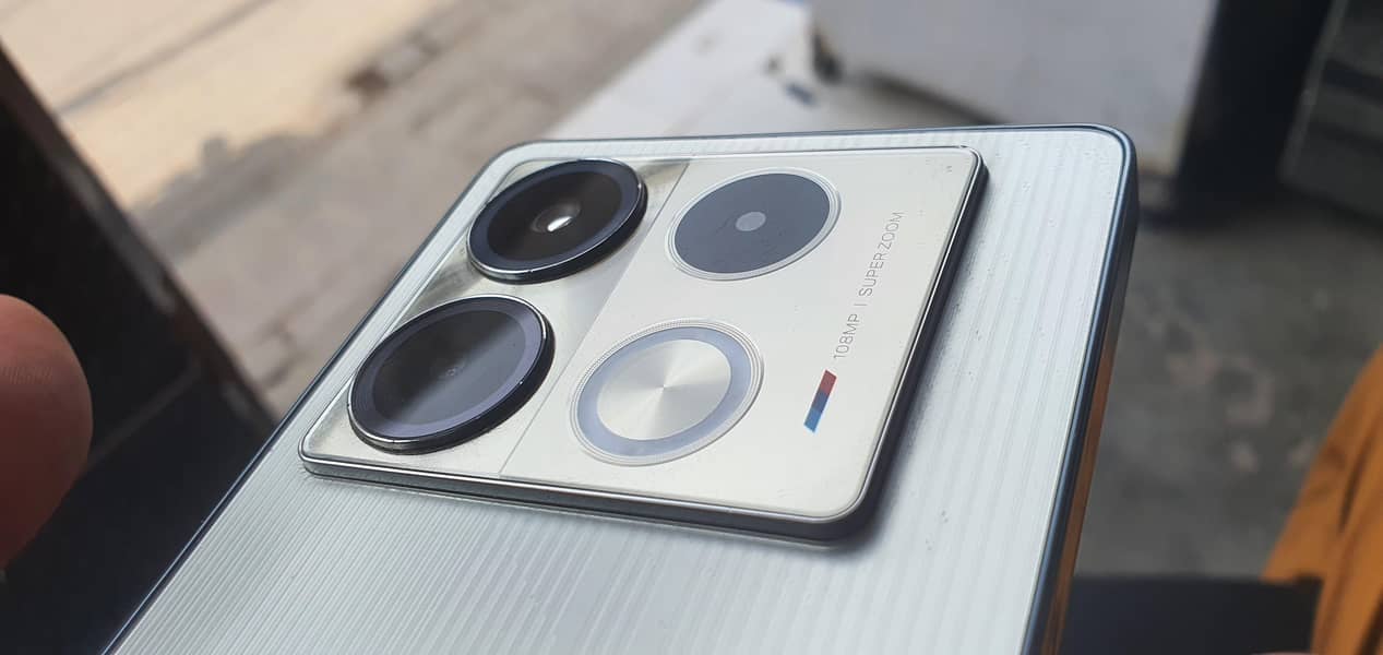 Infinix Note 40 0
