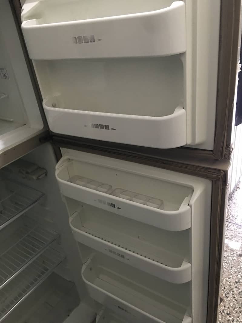 Large Refrigerator 1