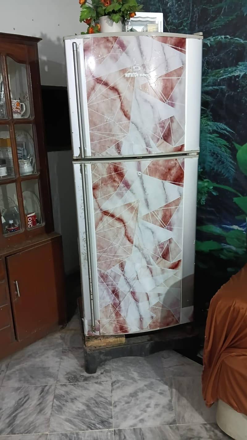 simple fridge 0