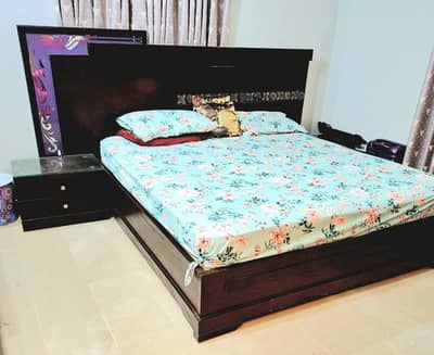 King Size woden bed set for sale premium quality
