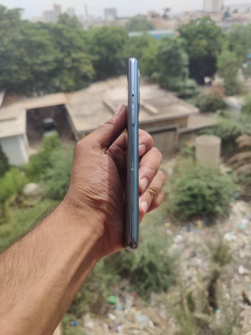 One Plus 9 Pro 5
