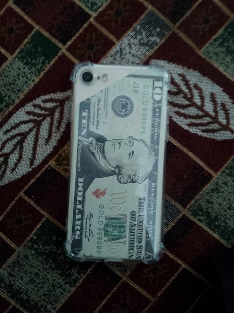 Apple iPhone 7 5