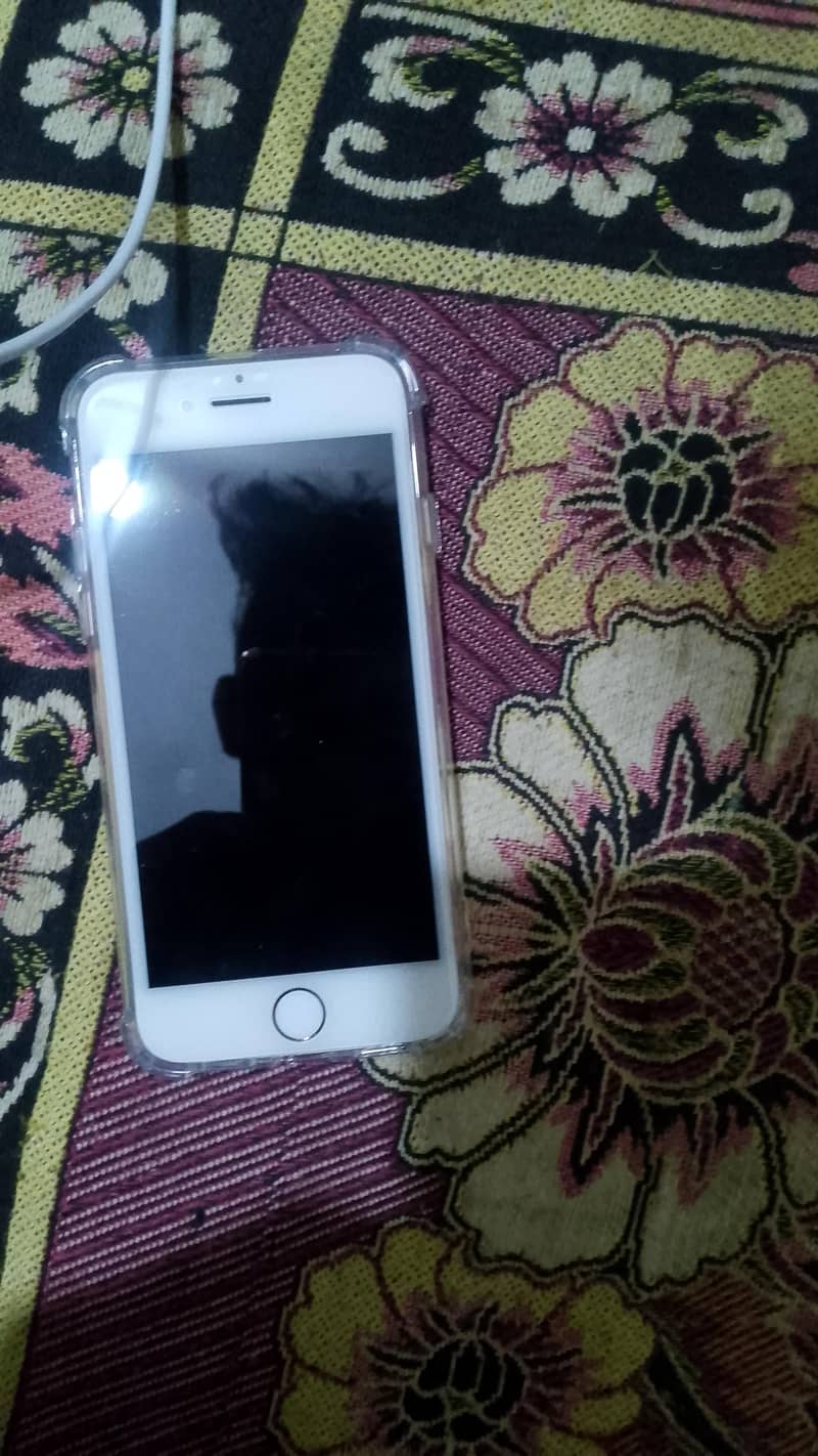 Apple iPhone 7 6