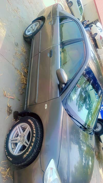 Honda Civic EXi 2005