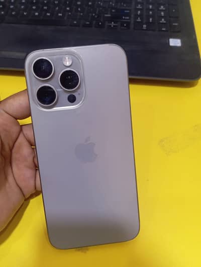 Apple iPhone 15 Pro Max JV Non Pta 87 % Health