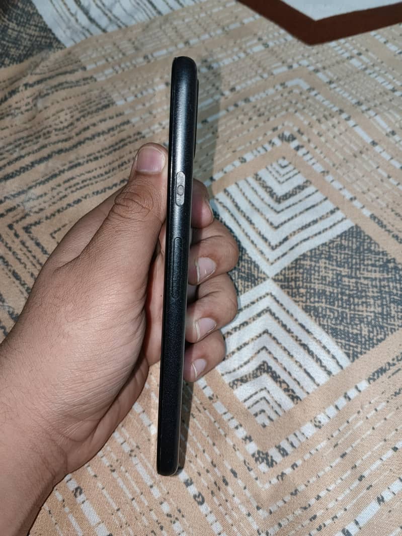 Google Pixel 5 3