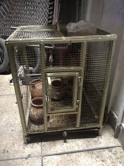 Iron cage with jhoola